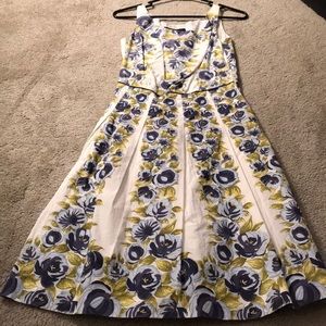 Flower pattern dress